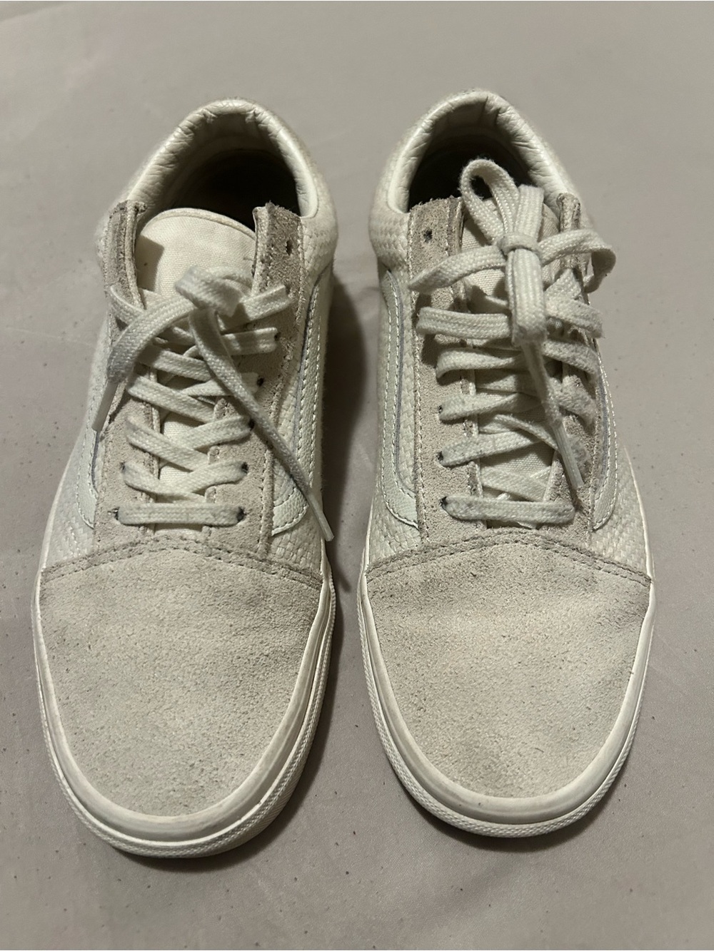 Vans Women's Low-Top Sneakers in Light Cream/Off-White